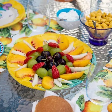 Genny And Emily Сasa de vacaciones